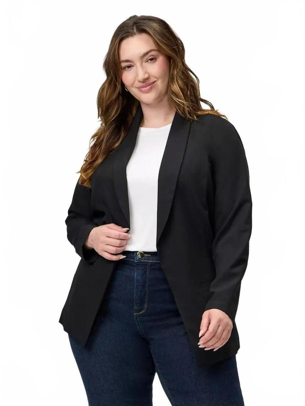 Torrid Size 2 Black Studio Crepe Classic Shawl Collar Blazer